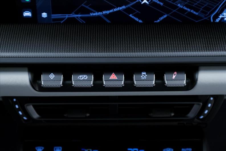 Porsche-911-3.0 24V H6 Carrera 4 GTS