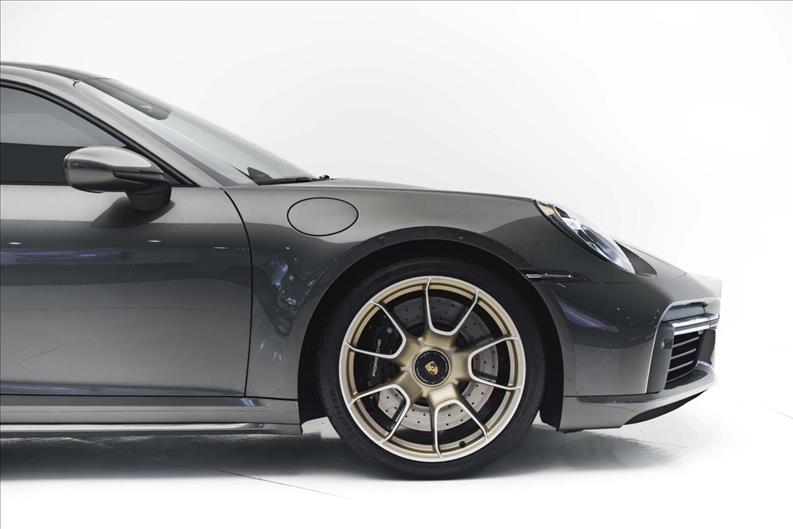 Porsche-911-3.8 24V H6 Turbo