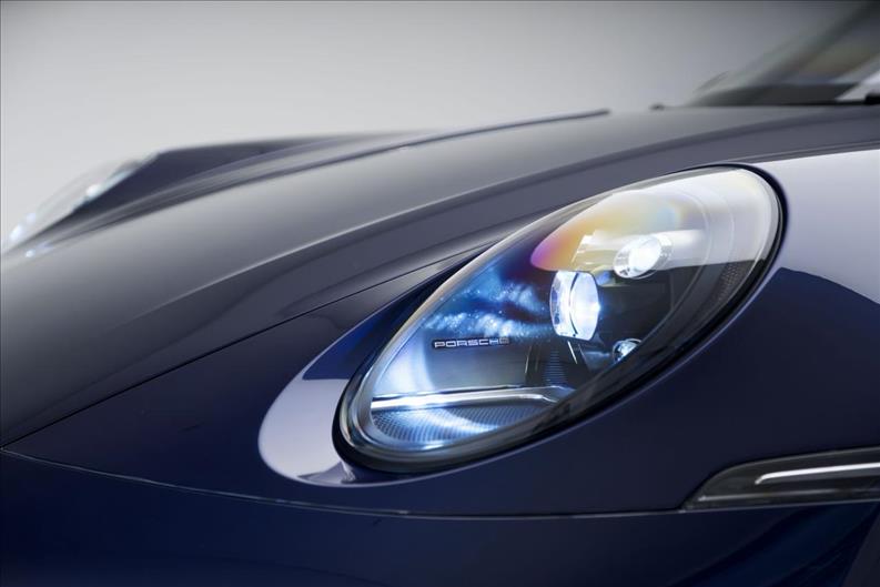 Porsche-911-3.0 24V H6 Carrera T