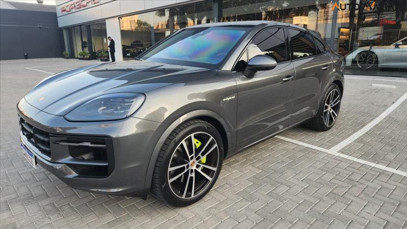 3.0 V6 E-hybrid Coupé AWD S