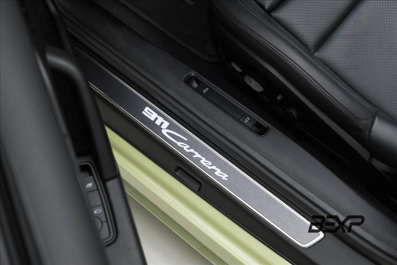 Porsche-911-3.0 24V H6 Carrera Cabriolet