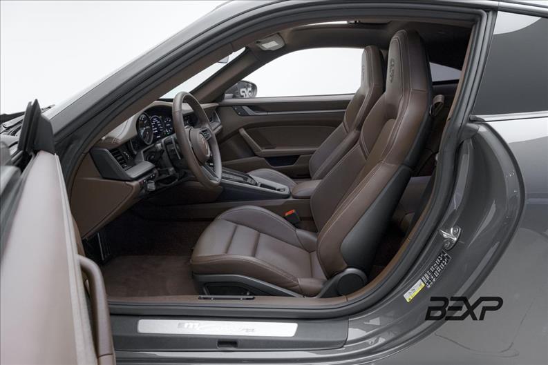 Porsche-911-3.0 24V H6 Carrera