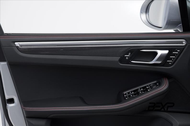 Porsche-MACAN-2.9 V6 Biturbo GTS