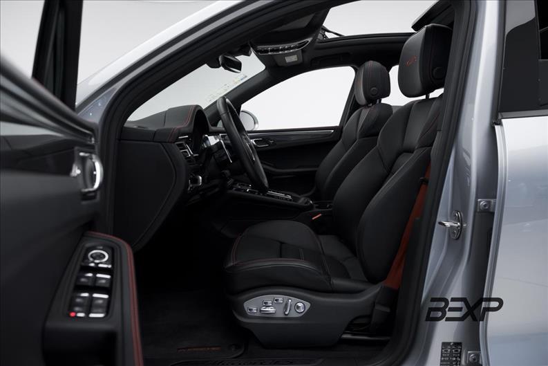 Porsche-MACAN-2.9 V6 Biturbo GTS