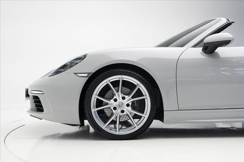 Porsche-718-2.0 16V H4 Boxster