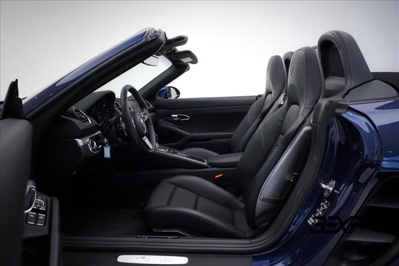 Porsche-718-2.0 16V H4 Boxster