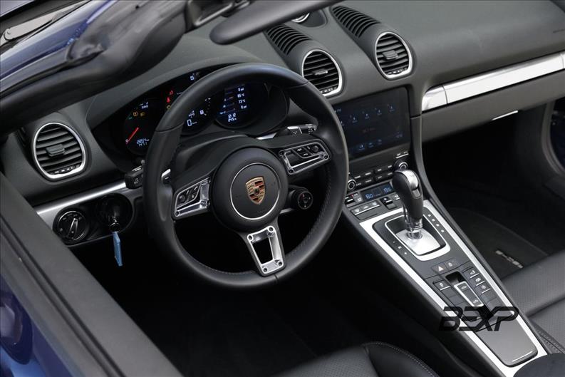 Porsche-718-2.0 16V H4 Boxster