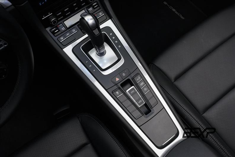 Porsche-718-2.0 16V H4 Boxster