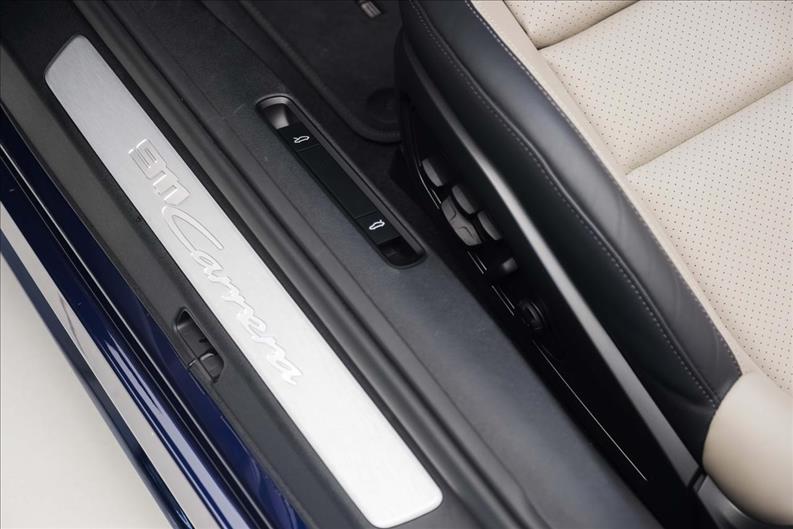 Porsche-911-3.0 24V H6 Carrera Cabriolet