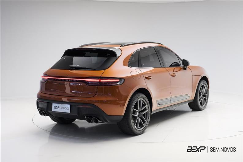 Porsche-MACAN-2.0 Turbo T