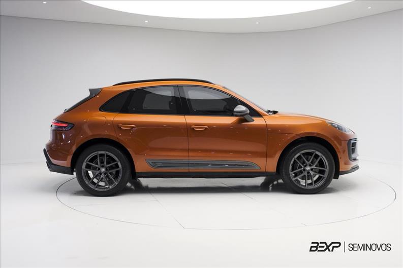 Porsche-MACAN-2.0 Turbo T