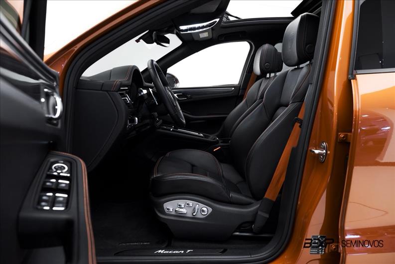 Porsche-MACAN-2.0 Turbo T