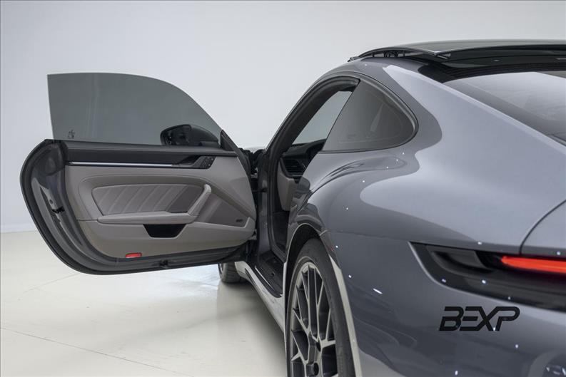 Porsche-911-3.6 24V H6 T-hybrid Carrera GTS