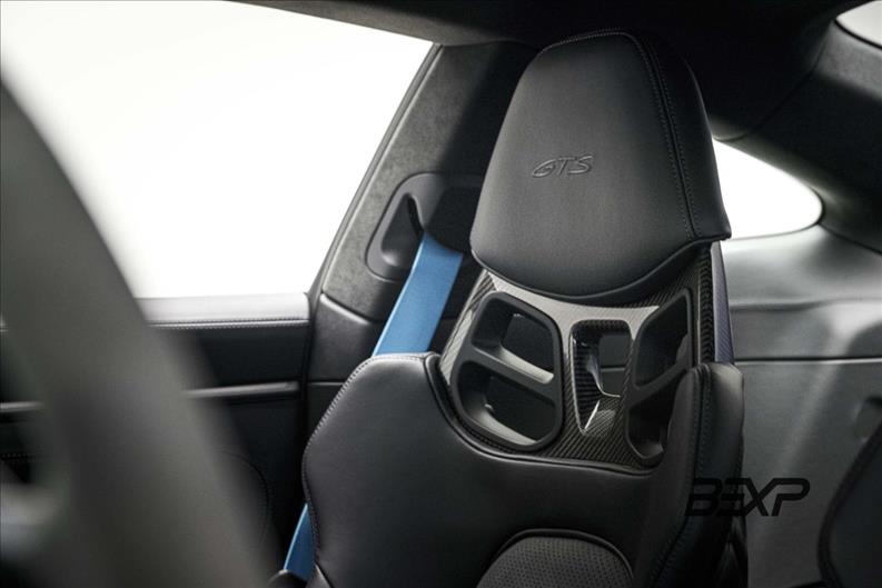 Porsche-911-3.6 24V H6 Carrera GTS