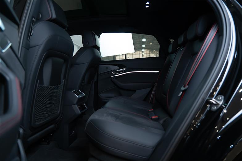 Audi-Q8 E-TRON-55 Sportback Launch Edition Quattro