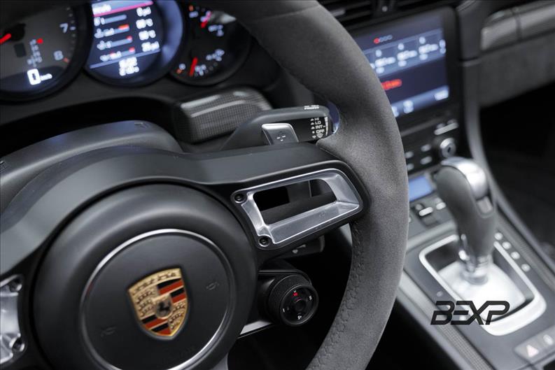 Porsche-911-3.0 24V H6 Targa 4 GTS PDK