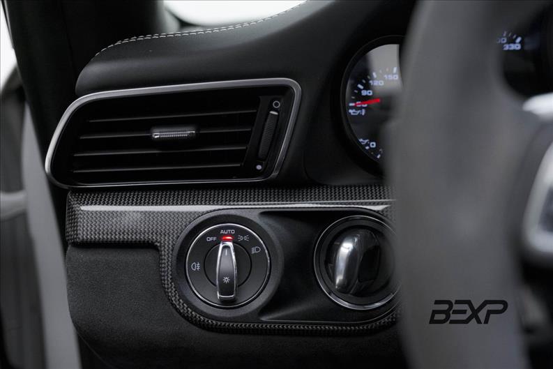 Porsche-911-3.0 24V H6 Targa 4 GTS PDK