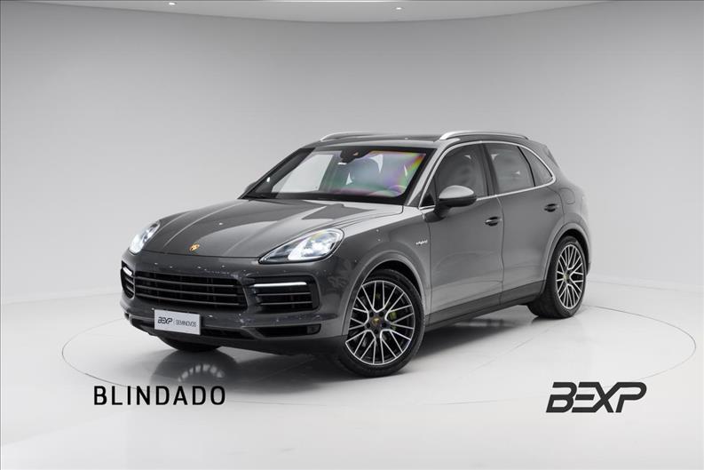 3.0 V6 E-hybrid AWD S