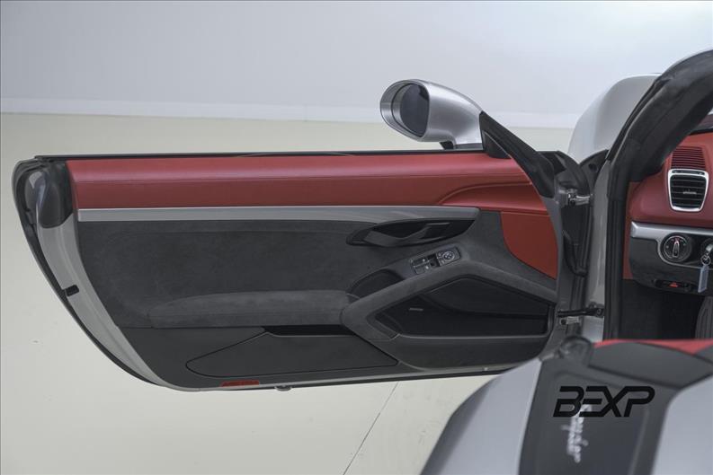 Porsche-BOXSTER-3.8 H6 Spyder