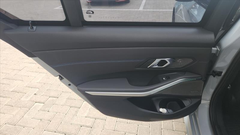 BMW-320I-2.0 16V Turbo Sport GP