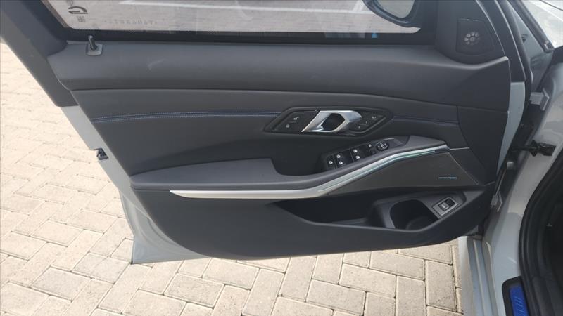BMW-320I-2.0 16V Turbo Sport GP