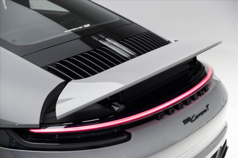 Porsche-911-3.0 24V H6 Carrera T