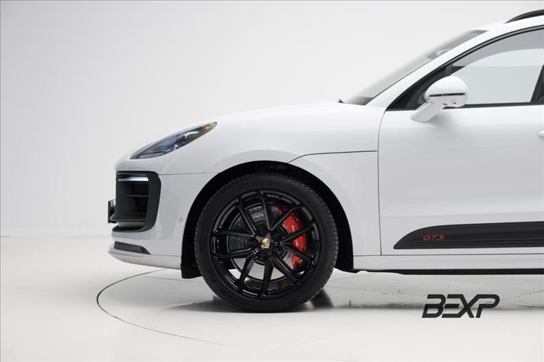 Porsche-MACAN-2.9 V6 Biturbo GTS