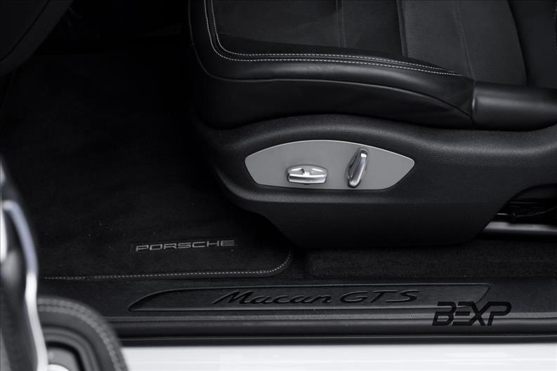 Porsche-MACAN-2.9 V6 Biturbo GTS