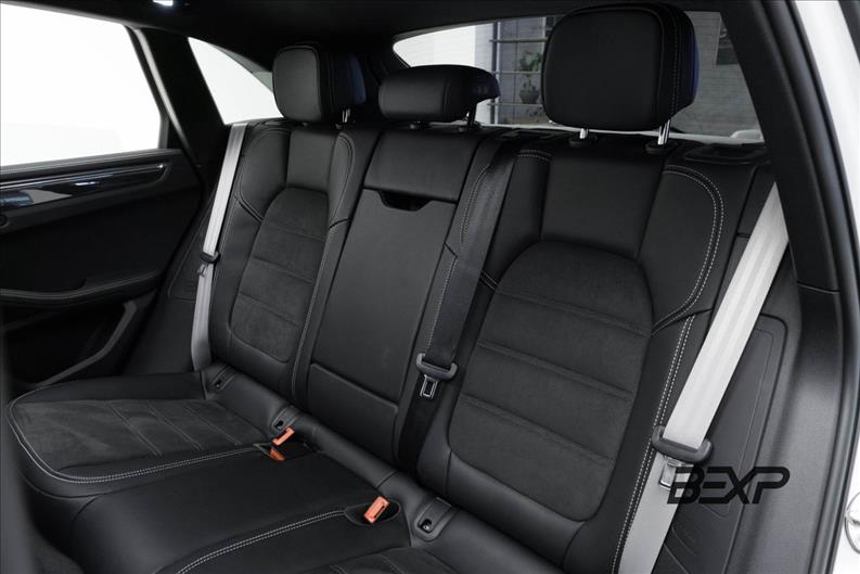 Porsche-MACAN-2.9 V6 Biturbo GTS