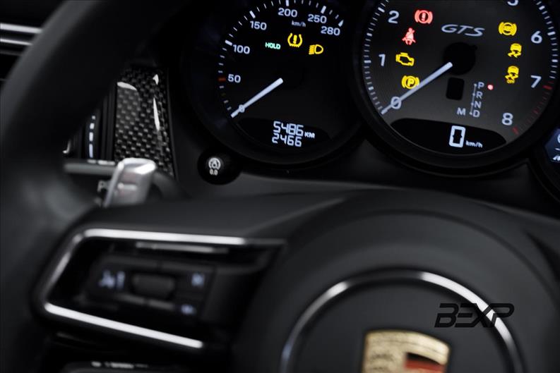 Porsche-MACAN-2.9 V6 Biturbo GTS