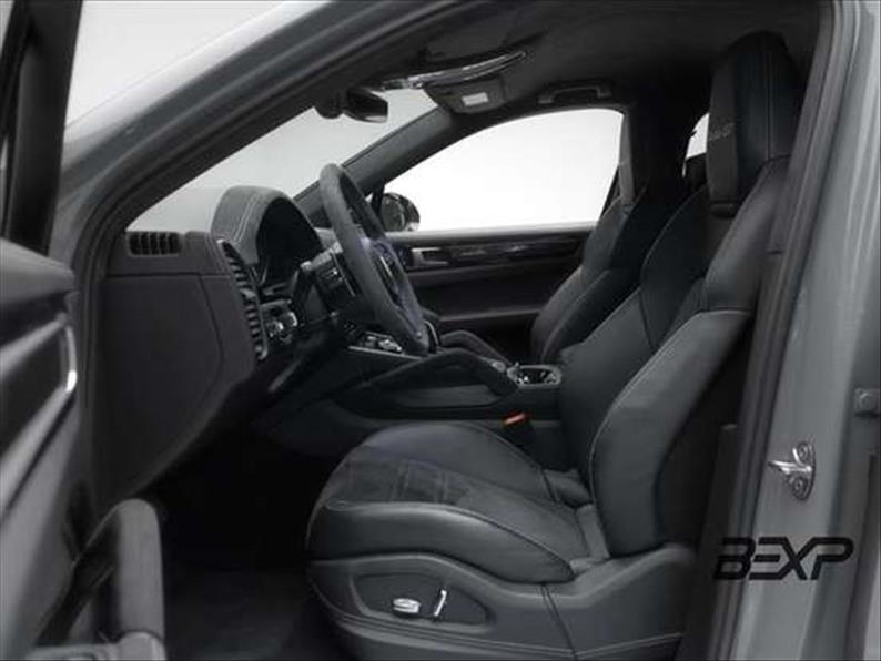 Porsche-CAYENNE-4.0 V8 Turbo GT Coupé AWD S