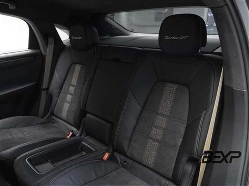 Porsche-CAYENNE-4.0 V8 Turbo GT Coupé AWD S