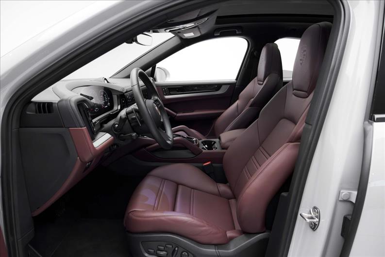 Porsche-CAYENNE-3.0 V6 E-hybrid Coupé AWD S