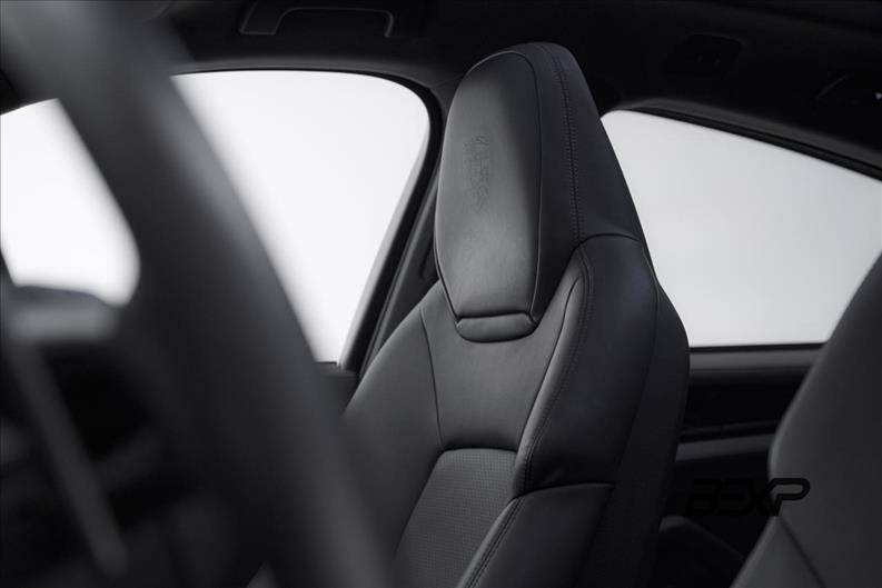 Porsche-CAYENNE-3.0 V6 E-hybrid Coupé AWD S