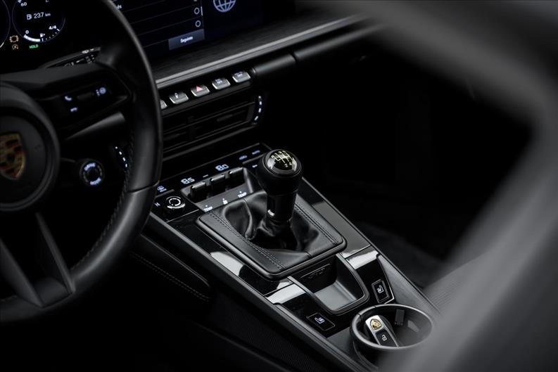 Porsche-911-4.0 24V H6 GT3 Touring