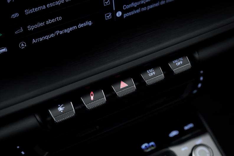 Porsche-911-4.0 24V H6 GT3 Touring