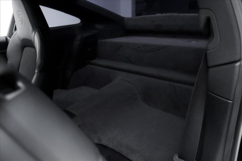 Porsche-911-4.0 24V H6 GT3 Touring