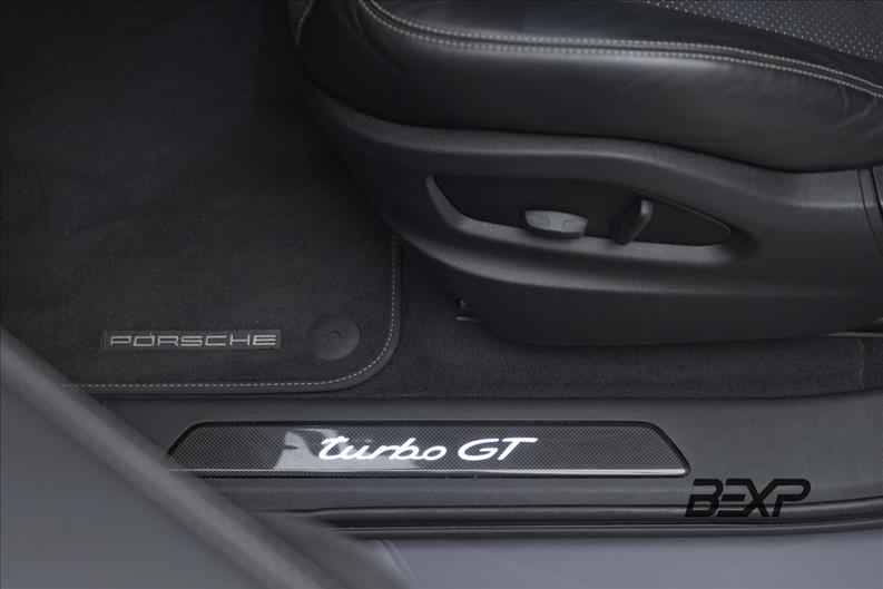 Porsche-CAYENNE-4.0 V8 Turbo GT Coupé AWD S