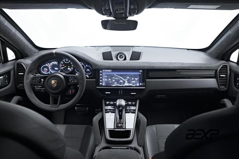 Porsche-CAYENNE-4.0 V8 Turbo GT Coupé AWD S