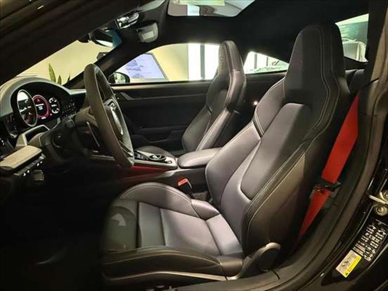 Porsche-911-3.0 24V H6 Carrera S