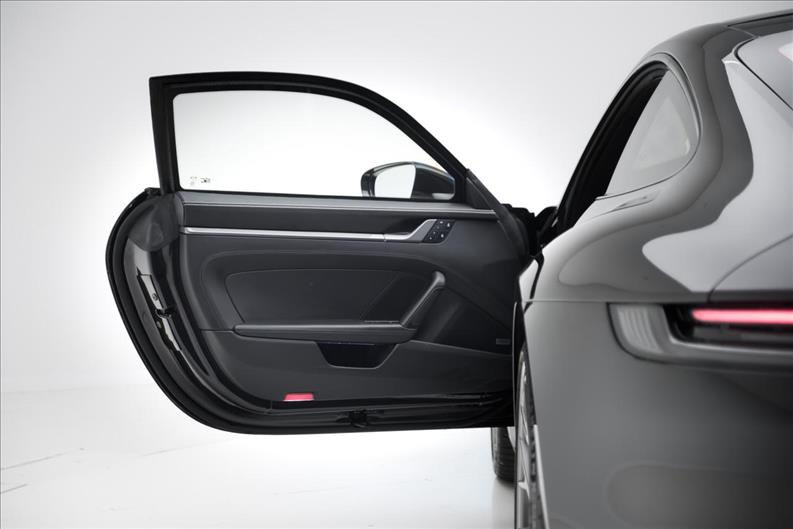 Porsche-911-3.0 24V H6 Carrera S