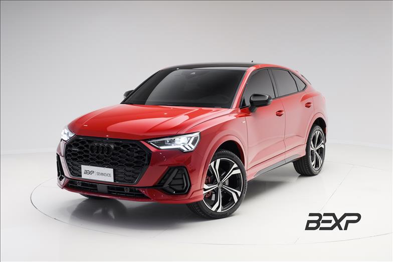 Audi-Q3-2.0 40 TFSI Sportback Performance Black Plus Quattro