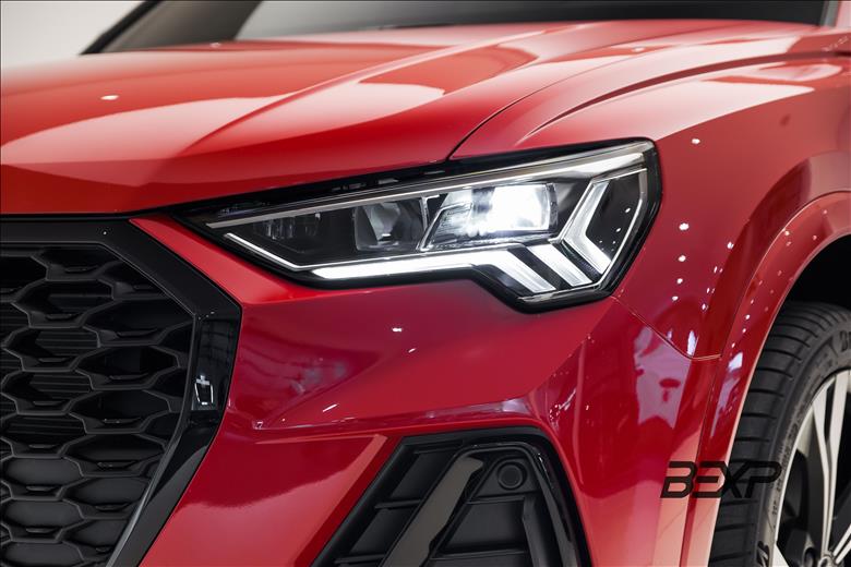 Audi-Q3-2.0 40 TFSI Sportback Performance Black Plus Quattro