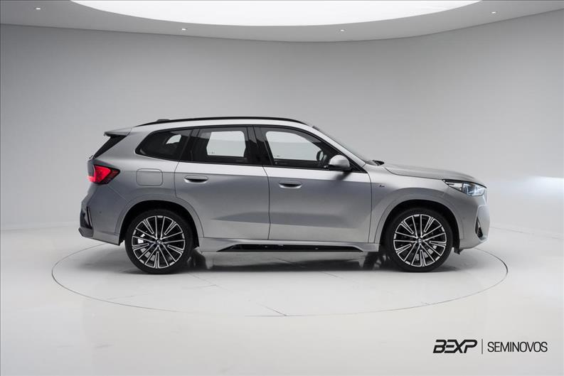 BMW-X1-2.0 16V Turbo Sdrive20i M Sport