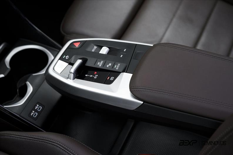 BMW-X1-2.0 16V Turbo Sdrive20i M Sport