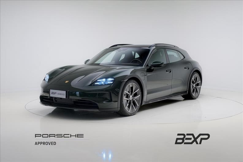 4 Cross Turismo