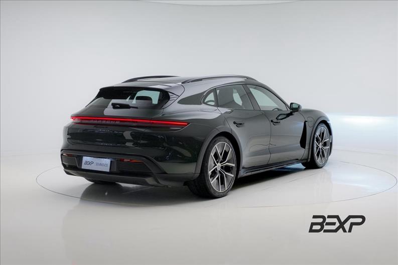 Porsche-TAYCAN-4 Cross Turismo