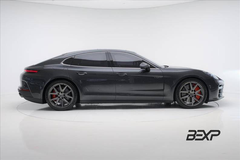 Porsche-PANAMERA-4.0 V8 E-hybrid Turbo