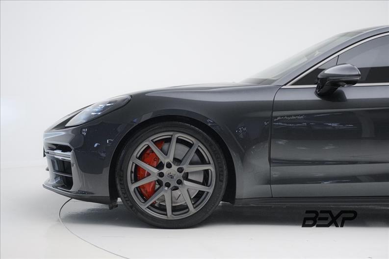 Porsche-PANAMERA-4.0 V8 E-hybrid Turbo