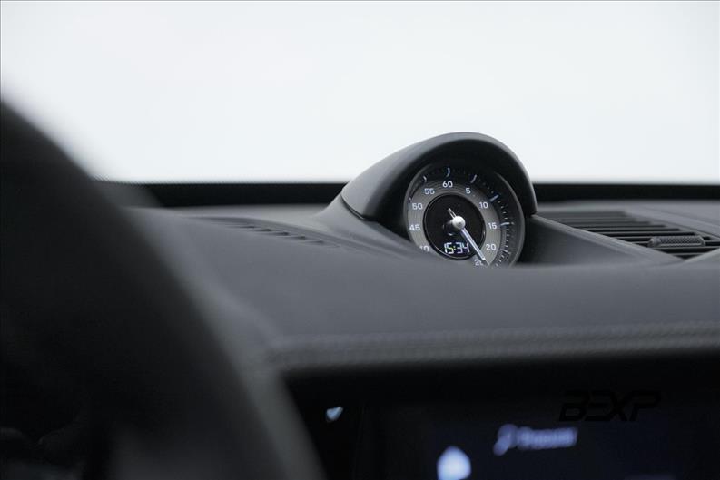 Porsche-PANAMERA-4.0 V8 E-hybrid Turbo
